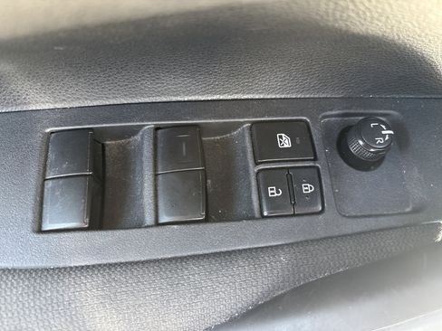 Certified 2024 Toyota Corolla LE FWD image 17