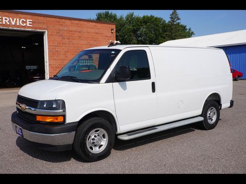 Used 2025 Chevrolet Express 2500 w/ Driver Convenience Package RWD image 1