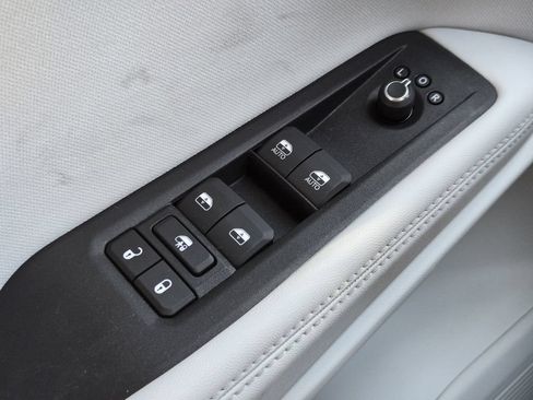 New 2026 Jeep Cherokee Laredo AWD/4WD image 18