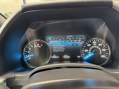 Used 2020 Ford F150 Lariat w/ Equipment Group 502A Luxury AWD/4WD image 19
