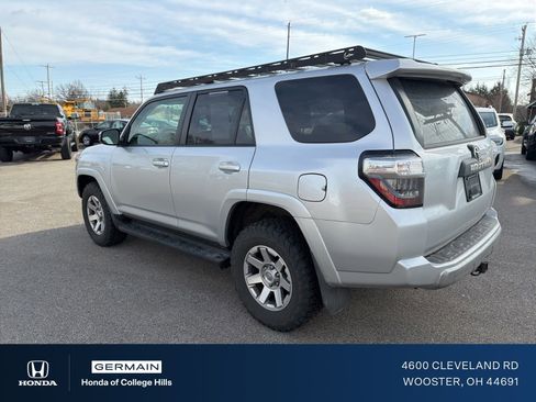 Used 2016 Toyota 4Runner Trail image 9