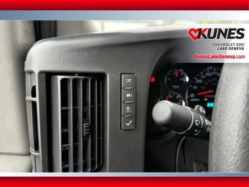 New 2026 GMC Savana 2500 w/ Driver Convenience Package RWD image 31