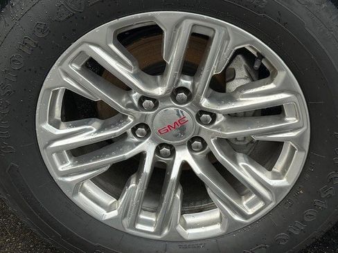 Used 2021 GMC Yukon XL SLT image 12