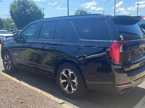 Used 2025 GMC Yukon AT4 Ultimate AWD/4WD image 2