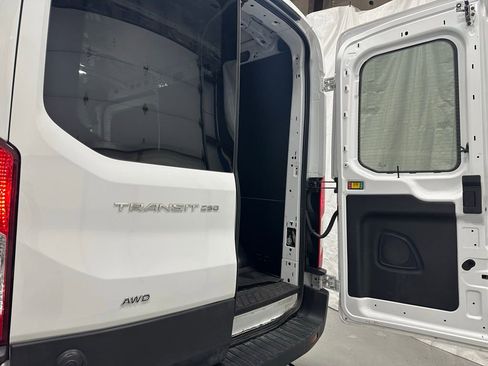 Used 2024 Ford Transit 250 148 Medium Roof Extended AWD w/ Load Area Protection Package image 35