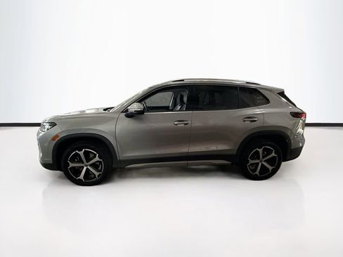 Used 2025 Volkswagen Tiguan SE AWD/4WD image 9