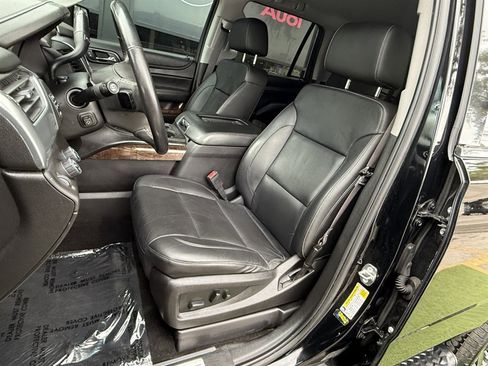 Used 2017 Chevrolet Tahoe LT w/ Luxury Package AWD/4WD image 9