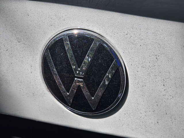 Used 2024 Volkswagen Jetta SEL FWD image 16
