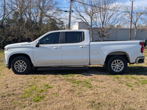 Used 2019 Chevrolet Silverado 1500 LT w/ All-Star Edition image 7