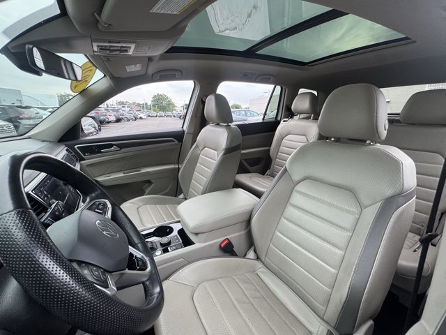 Used 2021 Volkswagen Atlas SEL Premium AWD/4WD image 38