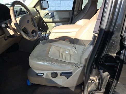 Used 2004 Ford Expedition Eddie Bauer image 16