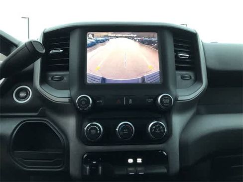 Used 2020 RAM 3500 Tradesman w/ Chrome Appearance Group image 17