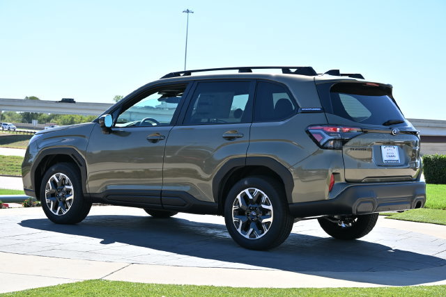 New 2026 Subaru Forester Premium AWD/4WD image 5