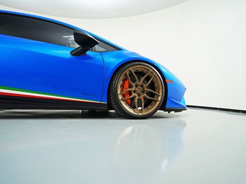 Used 2018 Lamborghini Huracan Performante image 63