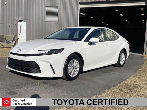 Certified 2025 Toyota Camry LE w/ Convenience Package image 1