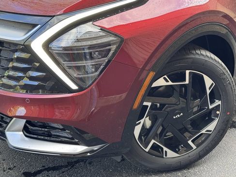 New 2025 Kia Sportage SX image 39