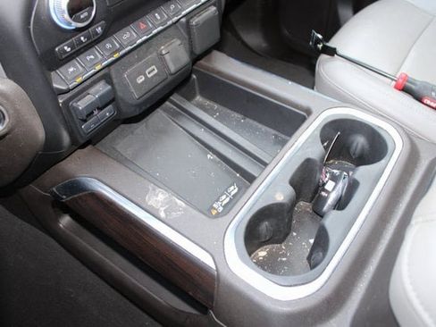 Used 2021 GMC Sierra 1500 SLT image 26