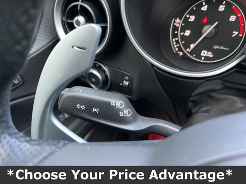 Used 2022 Alfa Romeo Stelvio Veloce image 66