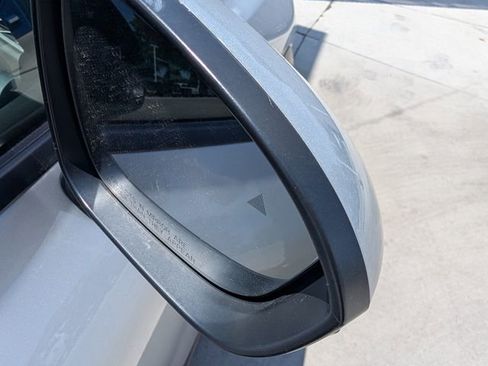 Used 2023 Nissan Rogue SV AWD/4WD image 30