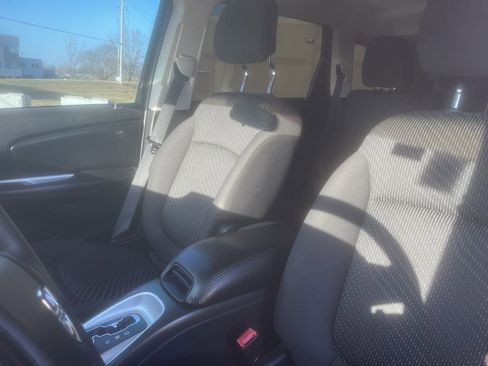 Used 2016 Dodge Journey SXT w/ Comfort/Convenience Group image 10