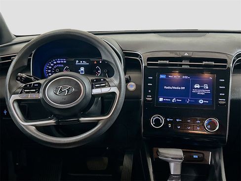 Used 2023 Hyundai Santa Cruz SEL image 18