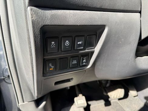 Used 2019 Nissan Pathfinder SL image 15