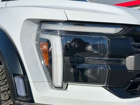 Used 2025 Ford F150 Raptor AWD/4WD image 14
