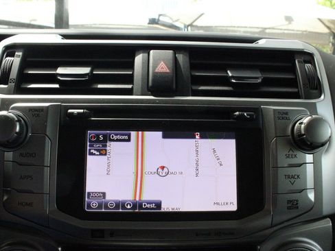 Used 2017 Toyota 4Runner Limited AWD/4WD image 6