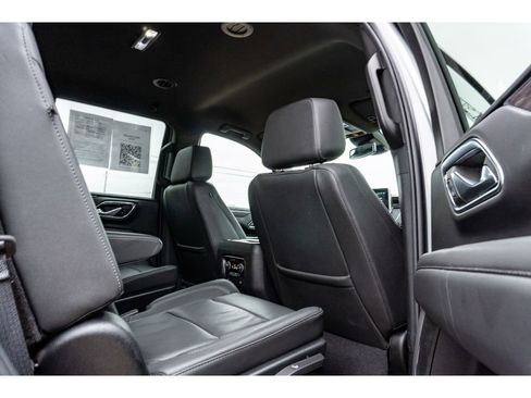 Used 2024 Chevrolet Tahoe LT image 17