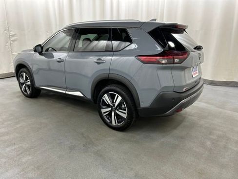 Used 2023 Nissan Rogue SL w/ SL Premium Package AWD/4WD image 3