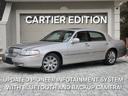 Used 2003 Lincoln Town Car Cartier
