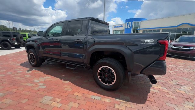 Used 2024 Toyota Tacoma TRD Off-Road AWD/4WD image 8