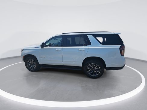 Used 2022 Chevrolet Tahoe Z71 w/ Luxury Package image 6