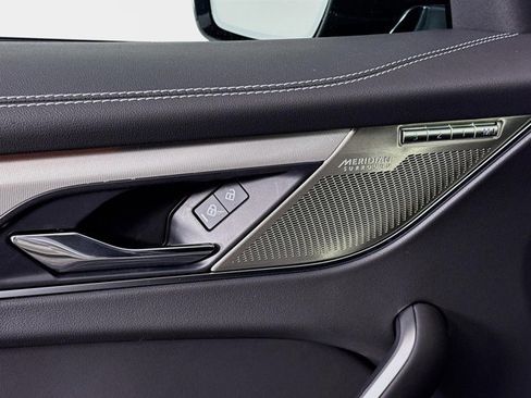 Used 2026 Jaguar F-PACE R-Dynamic S image 21