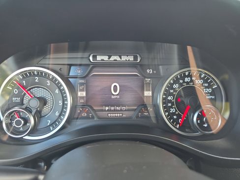 Used 2022 RAM 1500 Big Horn image 39