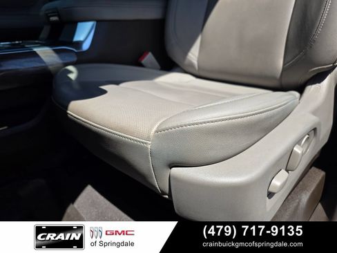 Used 2024 Chevrolet Silverado 2500 LTZ w/ LTZ Plus Package AWD/4WD image 23