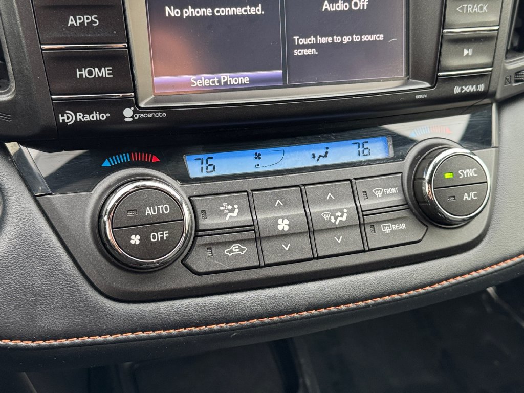 Used 2018 Toyota RAV4 SE AWD/4WD image 23