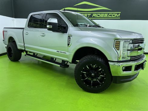 Used 2019 Ford F250 Lariat w/ Lariat Value Package AWD/4WD image 1