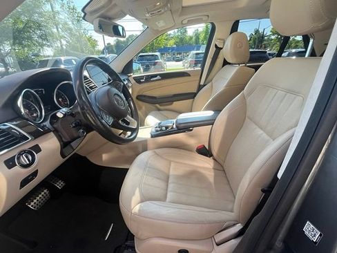 Used 2019 Mercedes-Benz GLE 400 4MATIC image 15