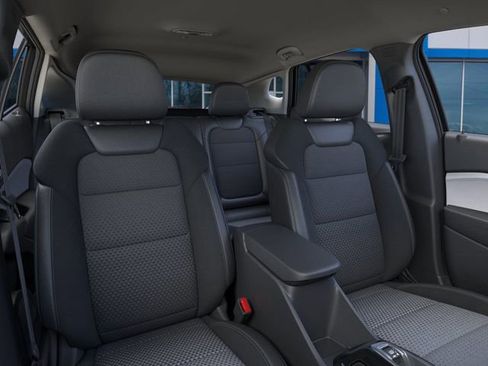 New 2026 Chevrolet Trax LT w/ Driver Confidence Package image 16