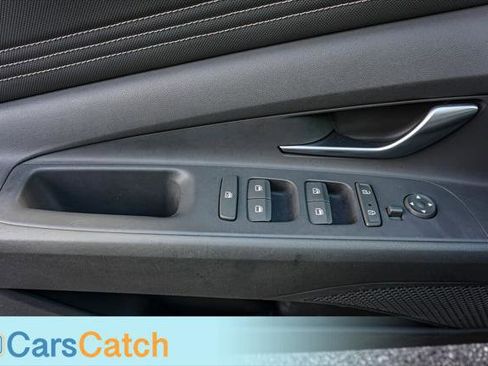 Used 2022 Hyundai Elantra SEL w/ Convenience Package image 29