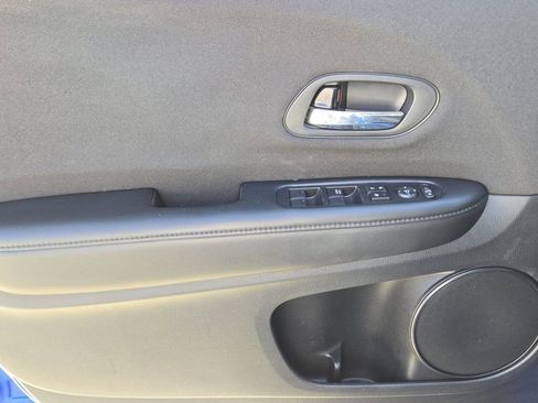 Certified 2019 Honda HR-V Sport image 31