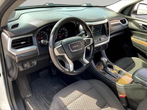 Used 2019 GMC Acadia SLE FWD image 17