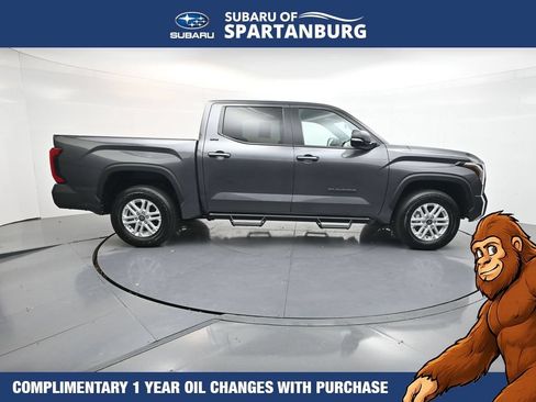 Used 2026 Toyota Tundra SR5 w/ SR5 Premium Package AWD/4WD image 9
