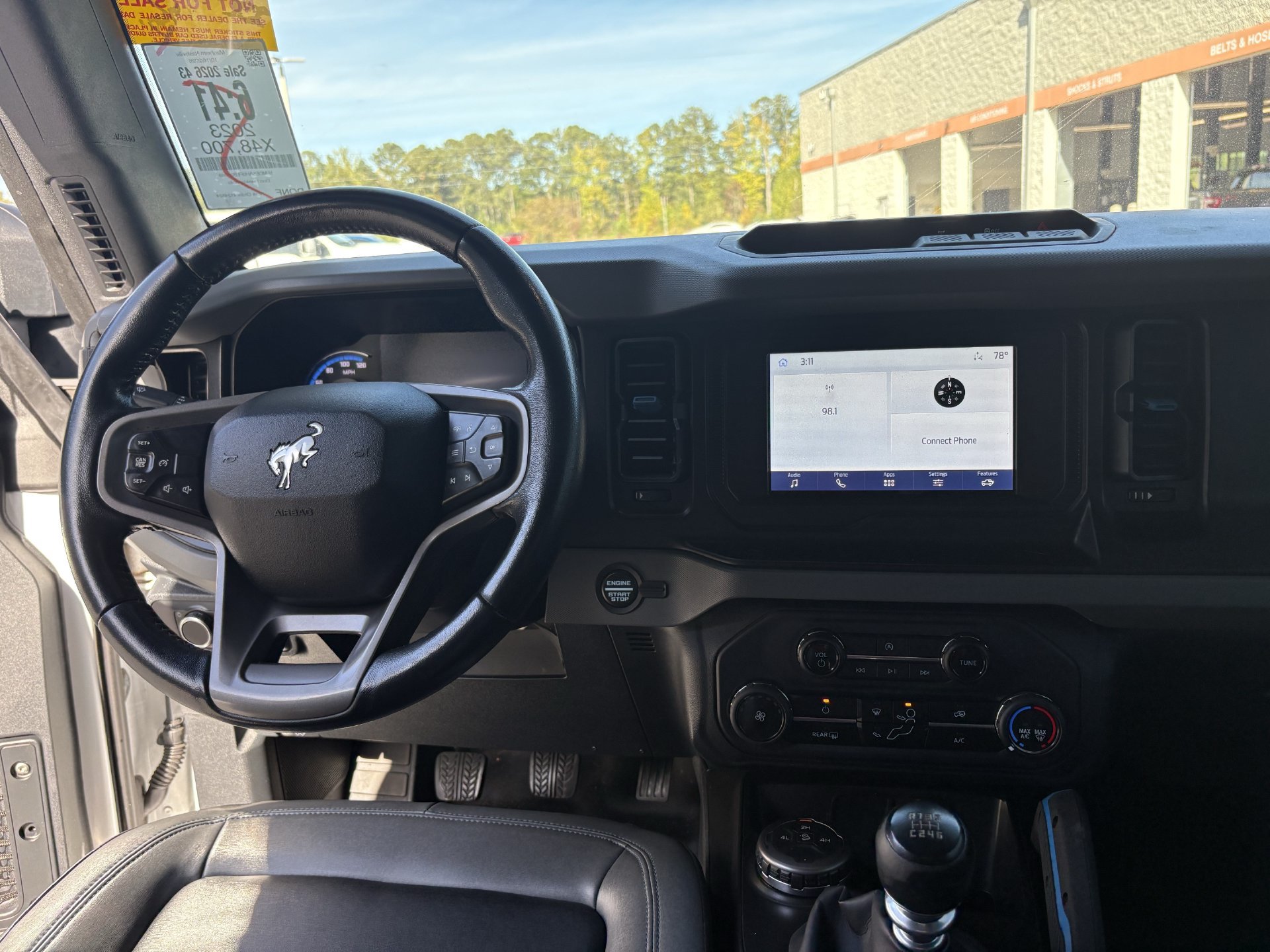 Used 2023 Ford Bronco Black Diamond AWD/4WD image 3