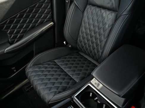 New 2025 Mitsubishi Outlander SEL image 26