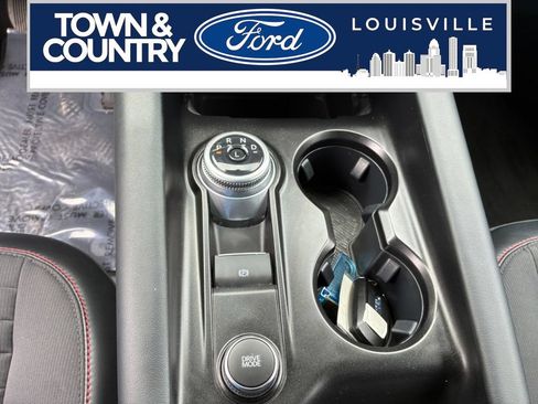 Used 2025 Ford Explorer ST-Line w/ ST-Line Street Pack AWD/4WD image 19