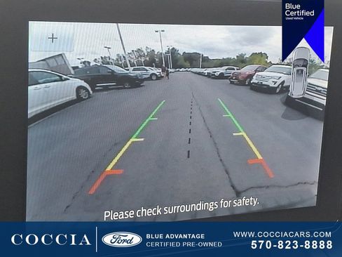 Certified 2022 Ford Explorer XLT w/ Equipment Group 202A image 19