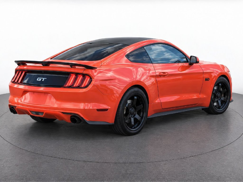 Used 2015 Ford Mustang GT RWD image 3