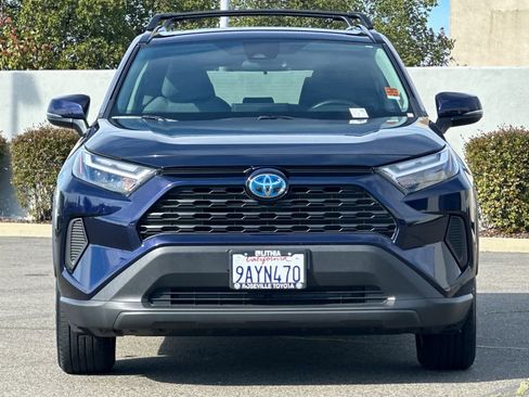 Certified 2022 Toyota RAV4 XLE w/ Convenience Package image 10
